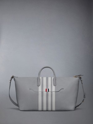 Thom Browne Pebble Grain 4-Bar Medium Men Duffle Bags Grey | QFX11S37099