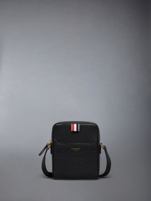 Thom Browne Soft Pebble Grain 4-Bar Vertical Camera Men Crossbody Bags Black | HFV72B93186