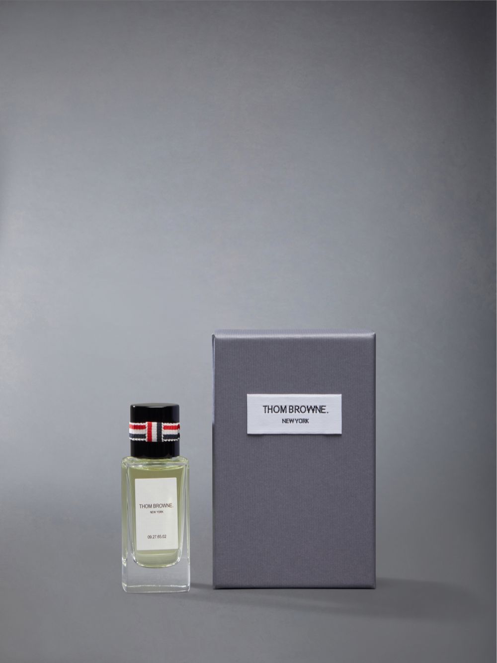 Thom Browne 09.27.65.02 Vetyver & Grapefruit Eau De 40ml Men Perfume Grey | SGB67D92993