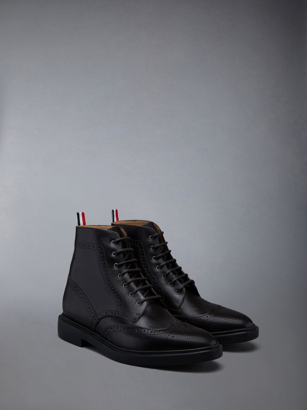 Thom Browne CLASSIC WINGTIP W/ LIGHTWEIGHT RUBBER SOLE IN BOX CALF Men Boots Brown | ADC08L42923