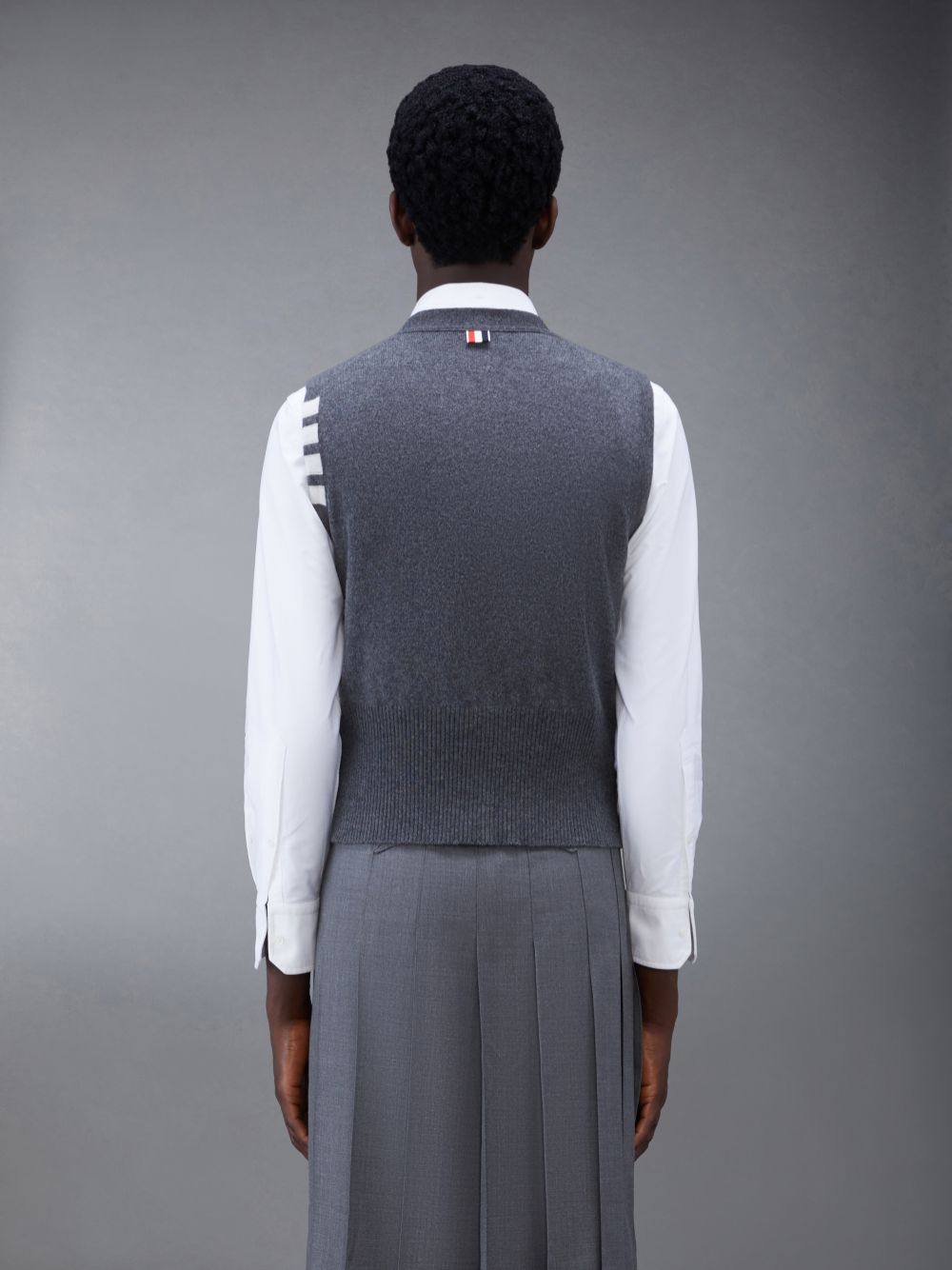 Thom Browne Cashmere 4-Bar Classic V-Neck Cardigan Men Vest Grey | DJJ63L39697