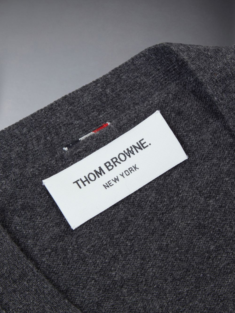 Thom Browne Cashmere 4-Bar V-neck Boys's Cardigan Grey | UDT76D22148