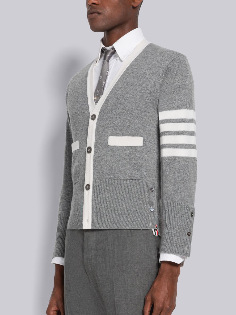 Thom Browne Cashmere Stripe V-Neck Men Cardigan Grey | WXL24Y40974