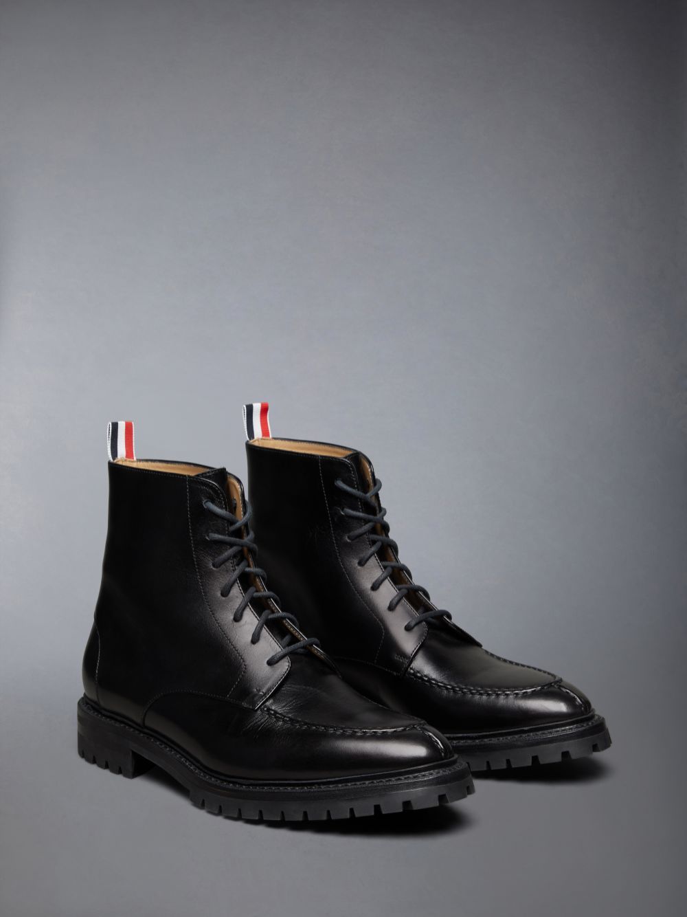 Thom Browne Classic Calf Commando Sole Apron Stitch Men Boots Black | SBH51F71829