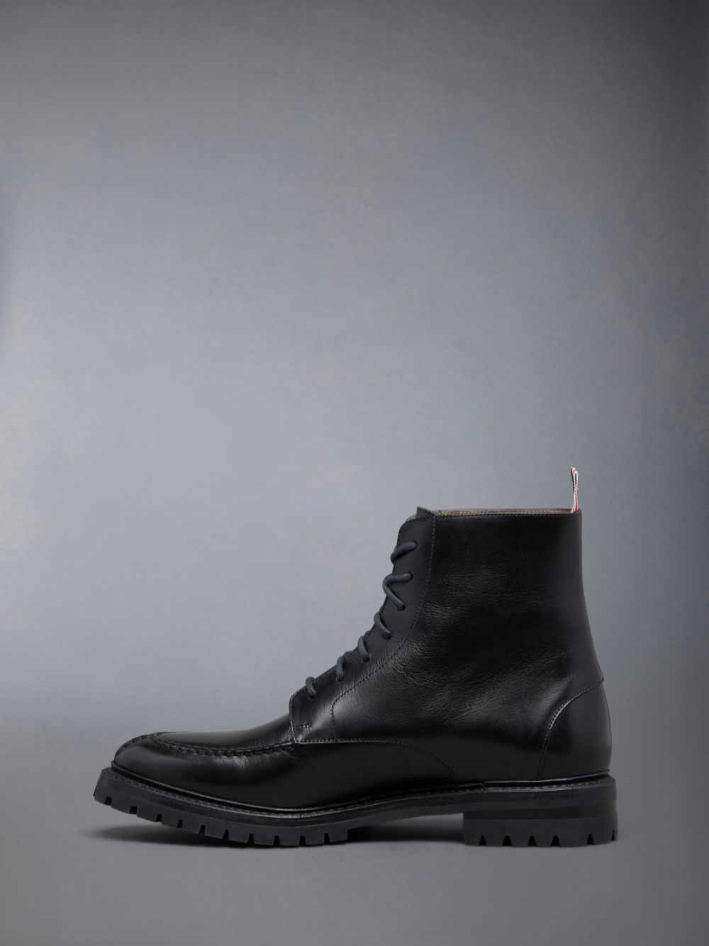 Thom Browne Classic Calf Commando Sole Apron Stitch Men Boots Black | SBH51F71829