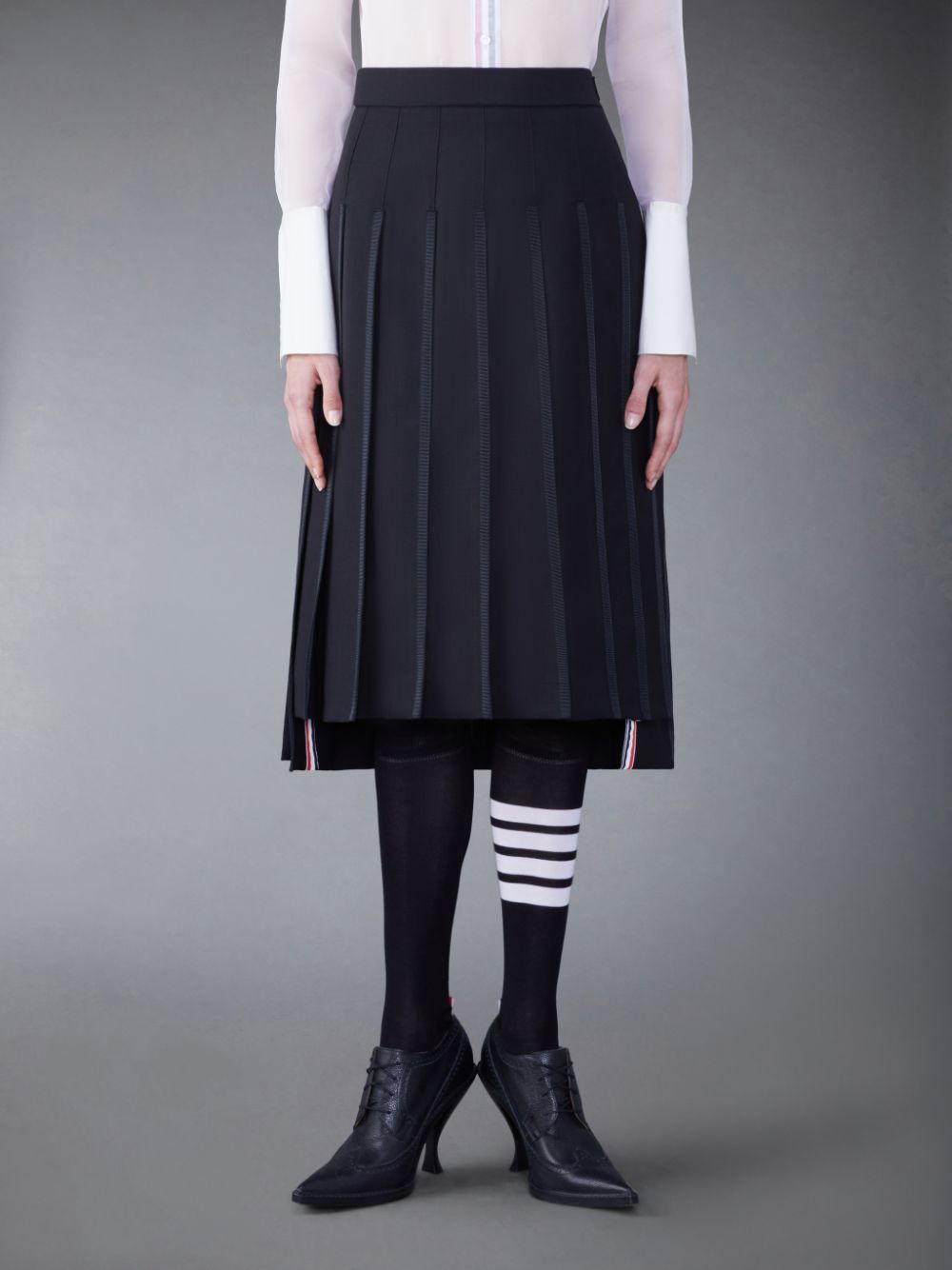 Thom Browne Classic Tipping Pleated Women Skirts Black | ZKF16W06857