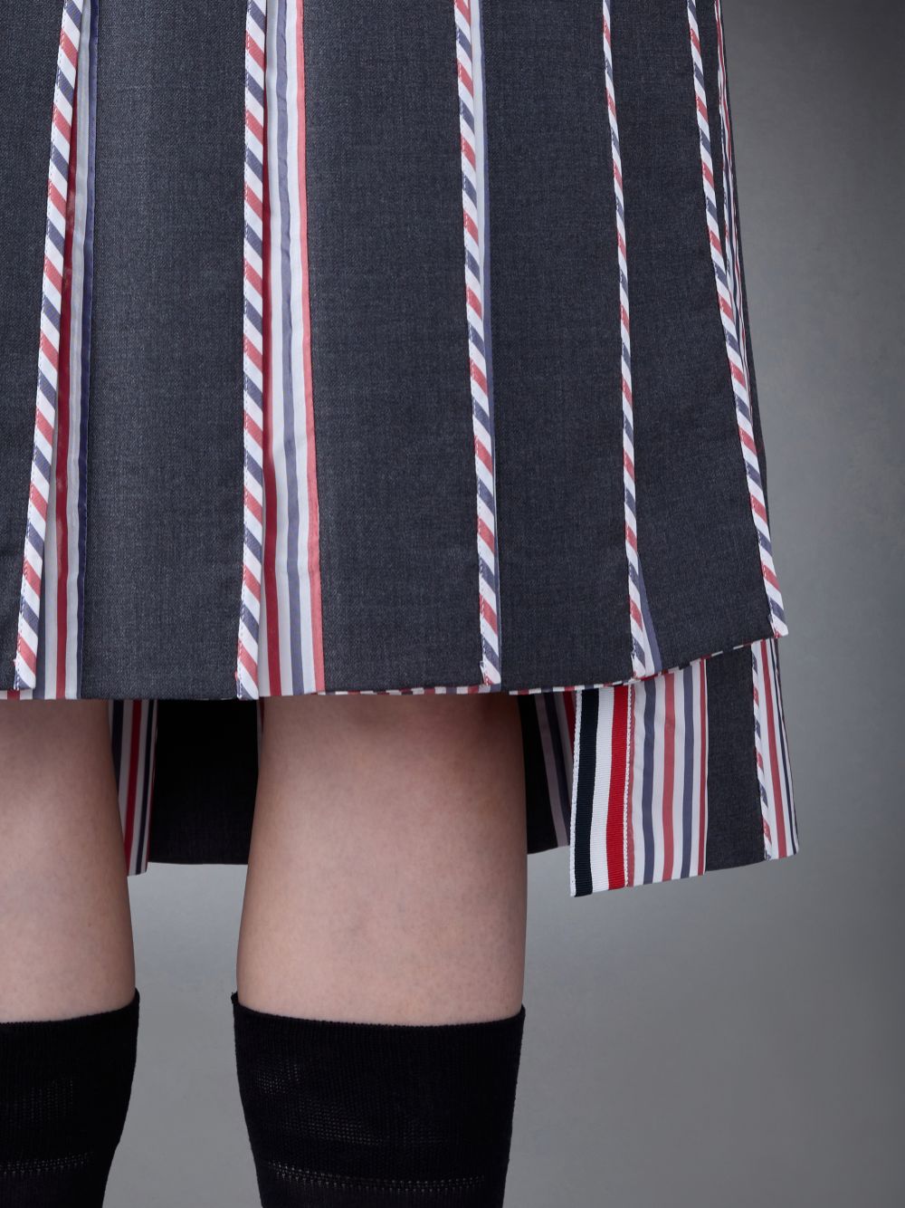 Thom Browne Classsic Twill Pleated Women Skirts Grey | DEF13X19612