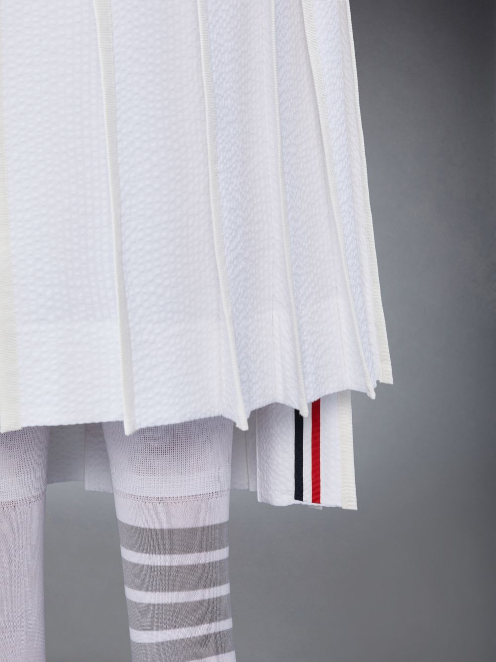 Thom Browne Cotton Seersucker Pleated Men Skirts White | AUS24V49184