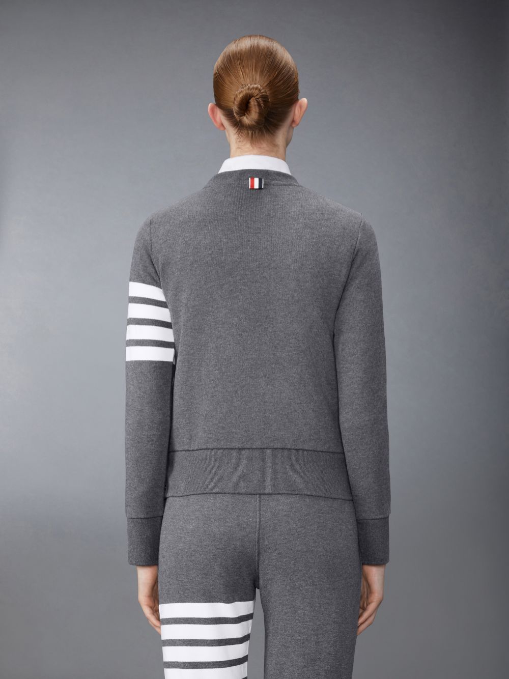 Thom Browne Dark Classic Loop Back Engineered 4-Bar Crew Neck Women Sweatshirts Grey | BSD60N15031