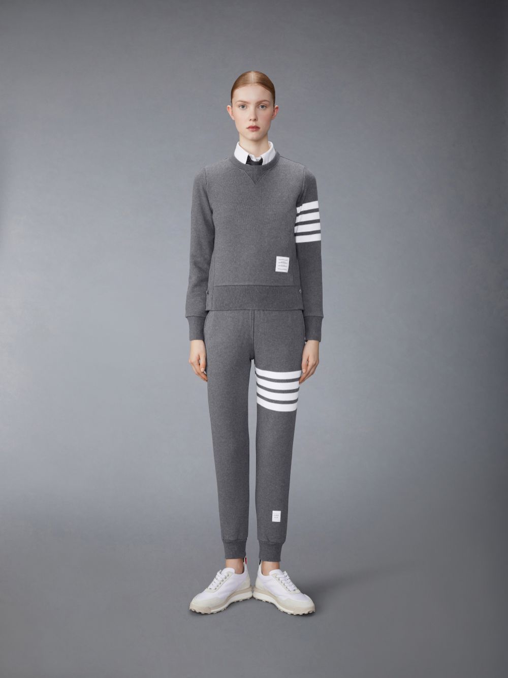 Thom Browne Dark Classic Loop Back Engineered 4-Bar Crew Neck Women Sweatshirts Grey | BSD60N15031