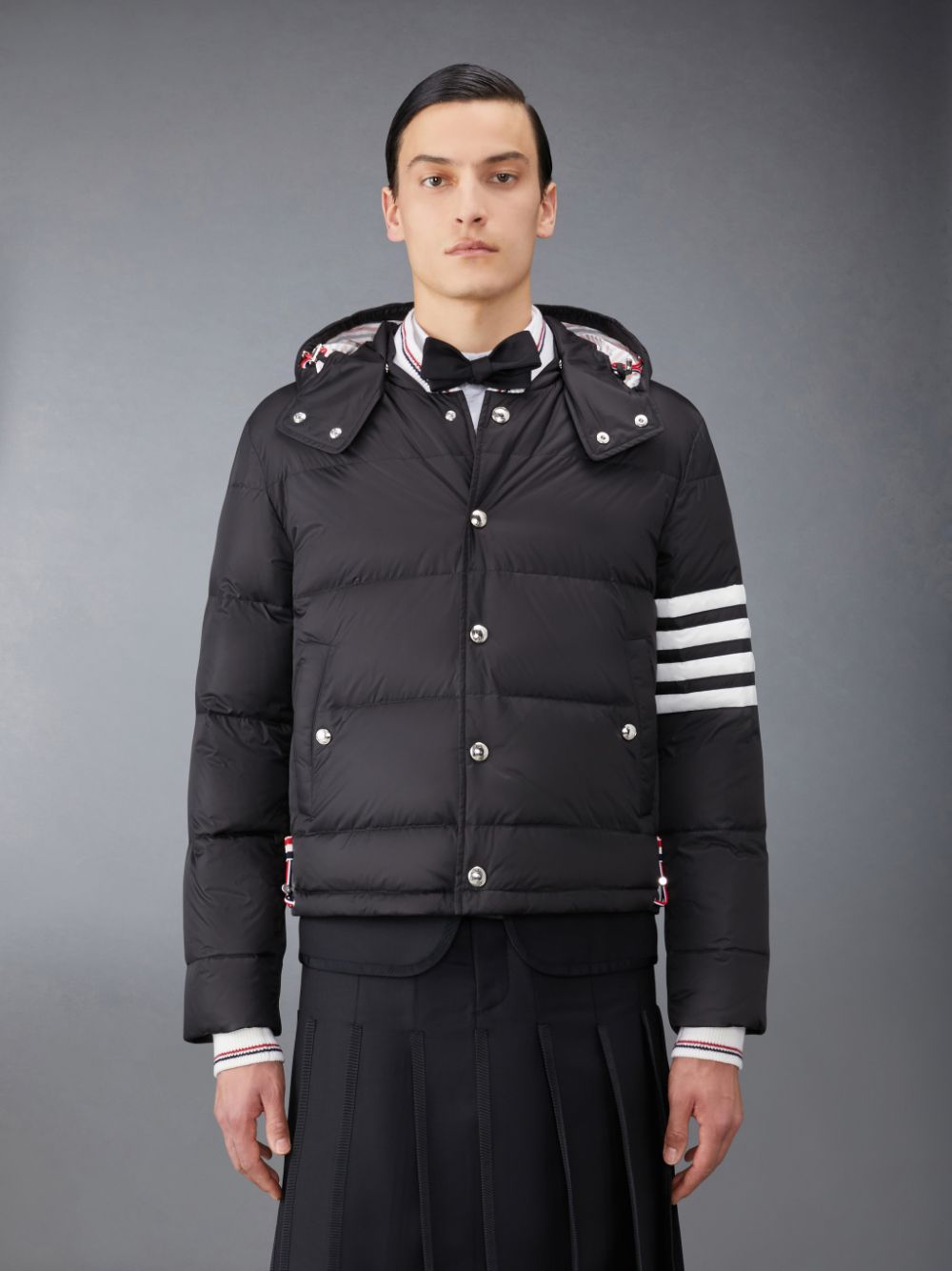 Thom Browne Downfilled Nylon 4-Bar Bomber Men Jackets Black | BUH76X38743