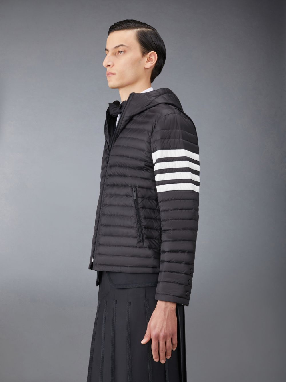 Thom Browne Downfilled Nylon Quilted Hooded Men Jackets Black | JBD69X71468