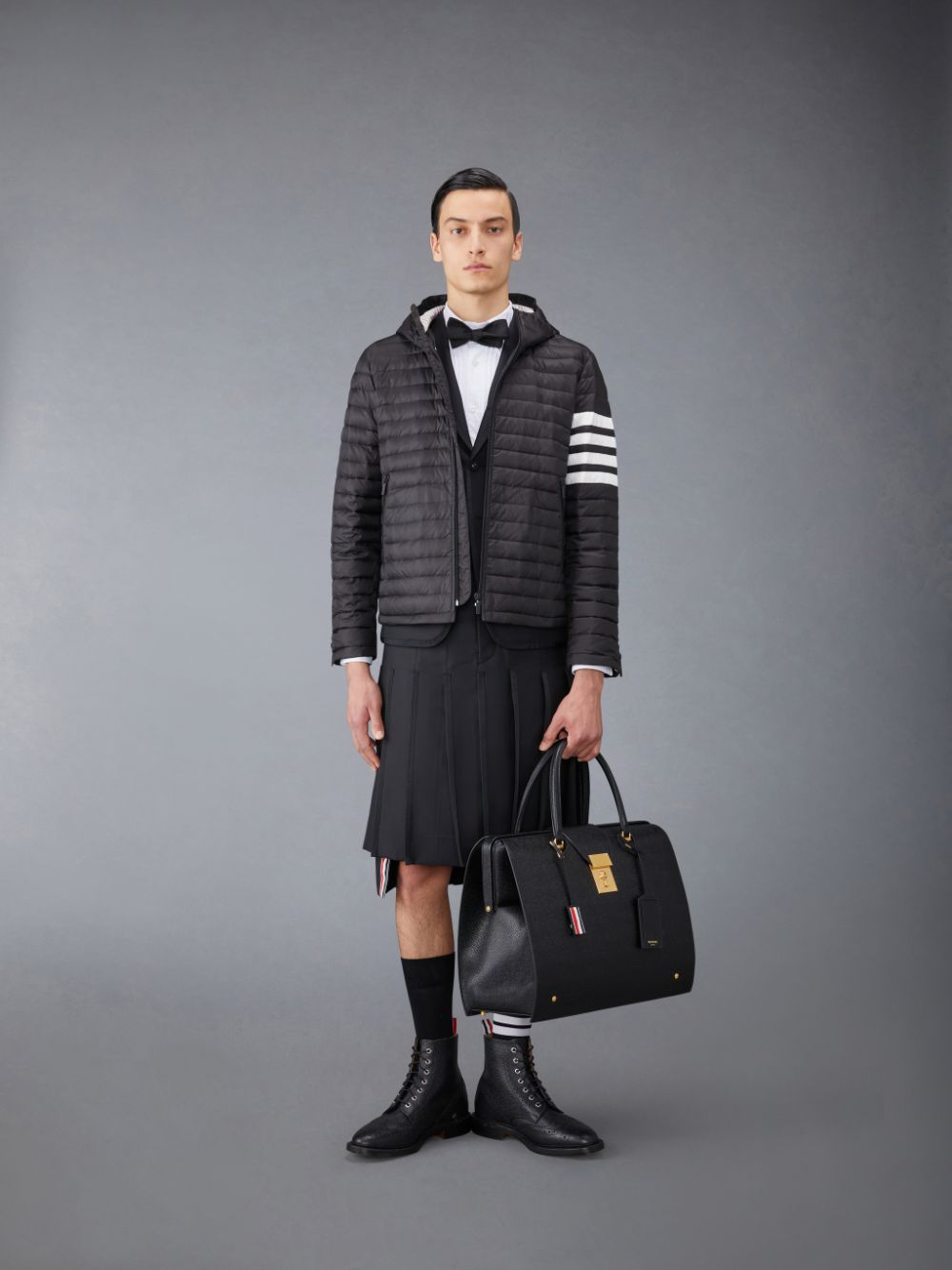 Thom Browne Downfilled Nylon Quilted Hooded Men Jackets Black | JBD69X71468