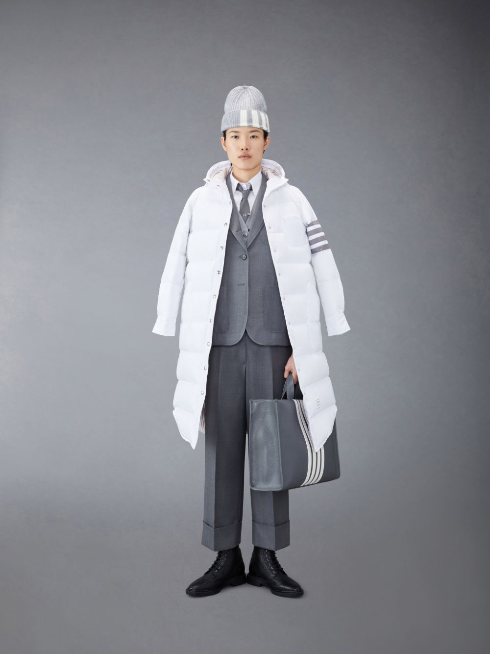 Thom Browne Downfilled Ripstop 4-Bar Hooded Shirtdress Women Coats White | EGU59B83084