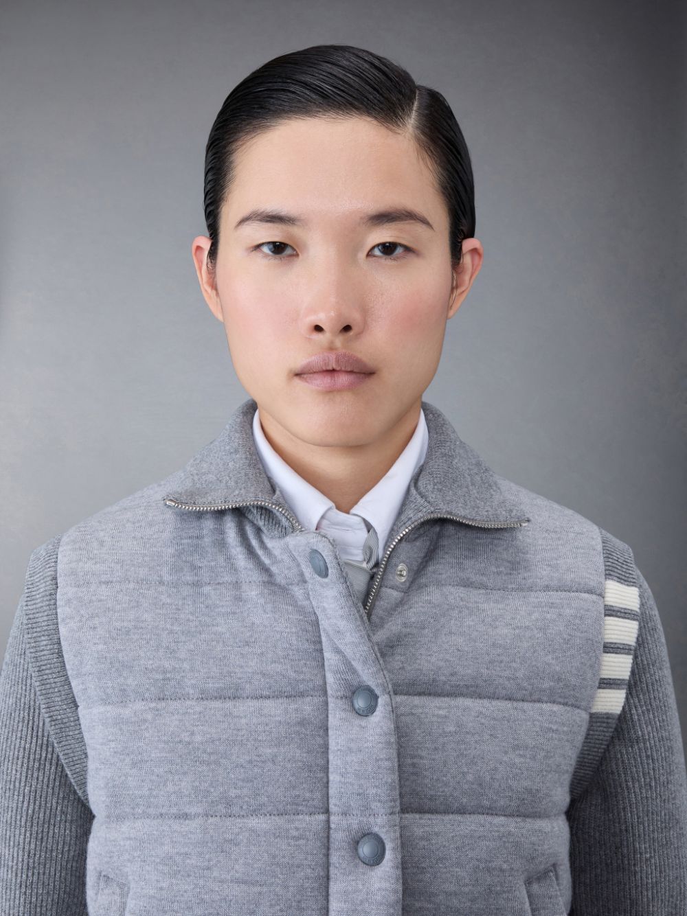 Thom Browne FINE MERINO AND JERSEY PADDED REVERSIBLE 4-BAR FUNNEL NECK Women Jackets Grey | TNR22D48880