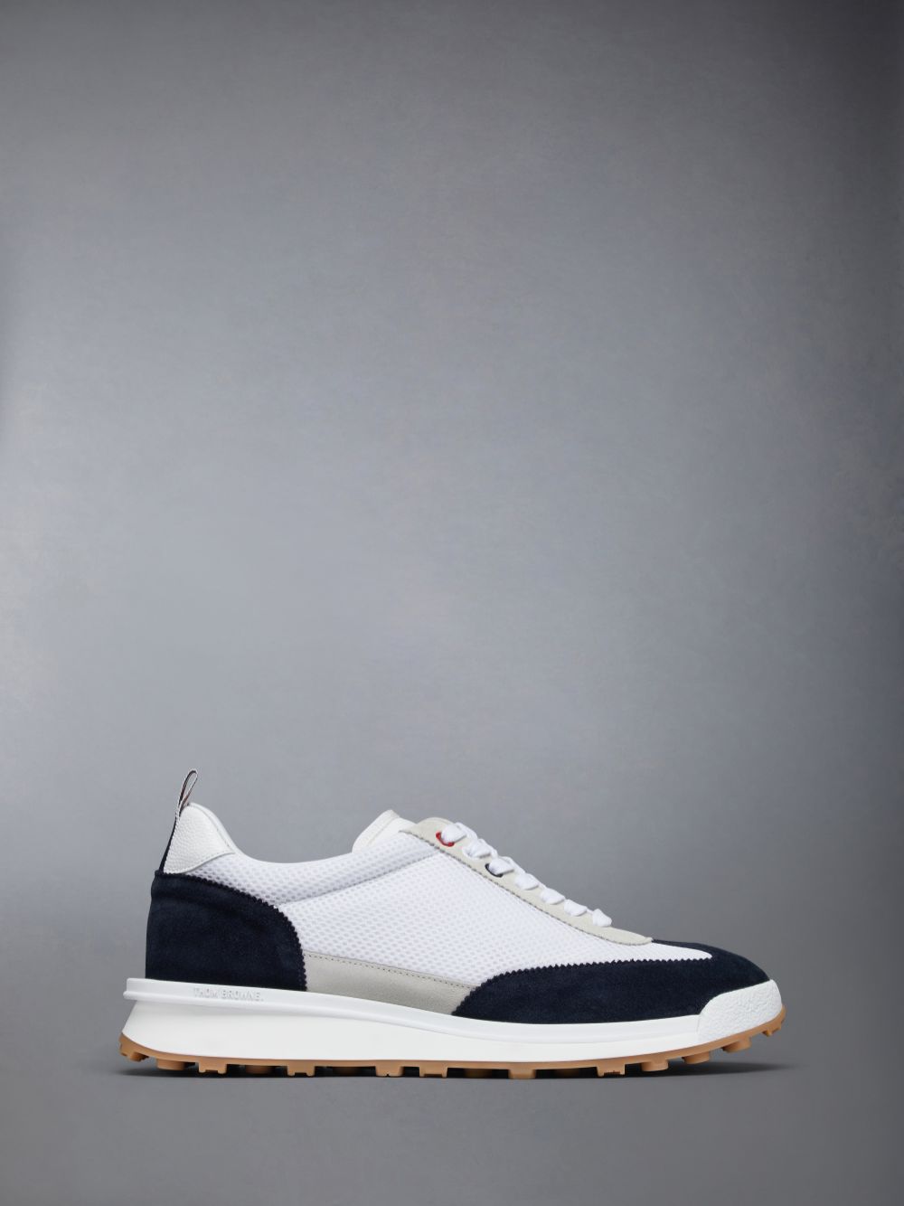 Thom Browne FINE SUEDE TECH RUNNER Men Sneakers White | PXH95X36248