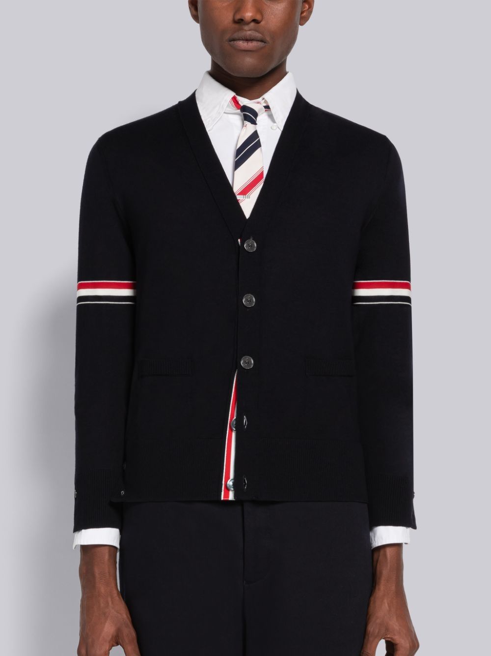 Thom Browne Fine Merino Stripe Relaxed V-Neck Men Cardigan Black | RUV83C93242