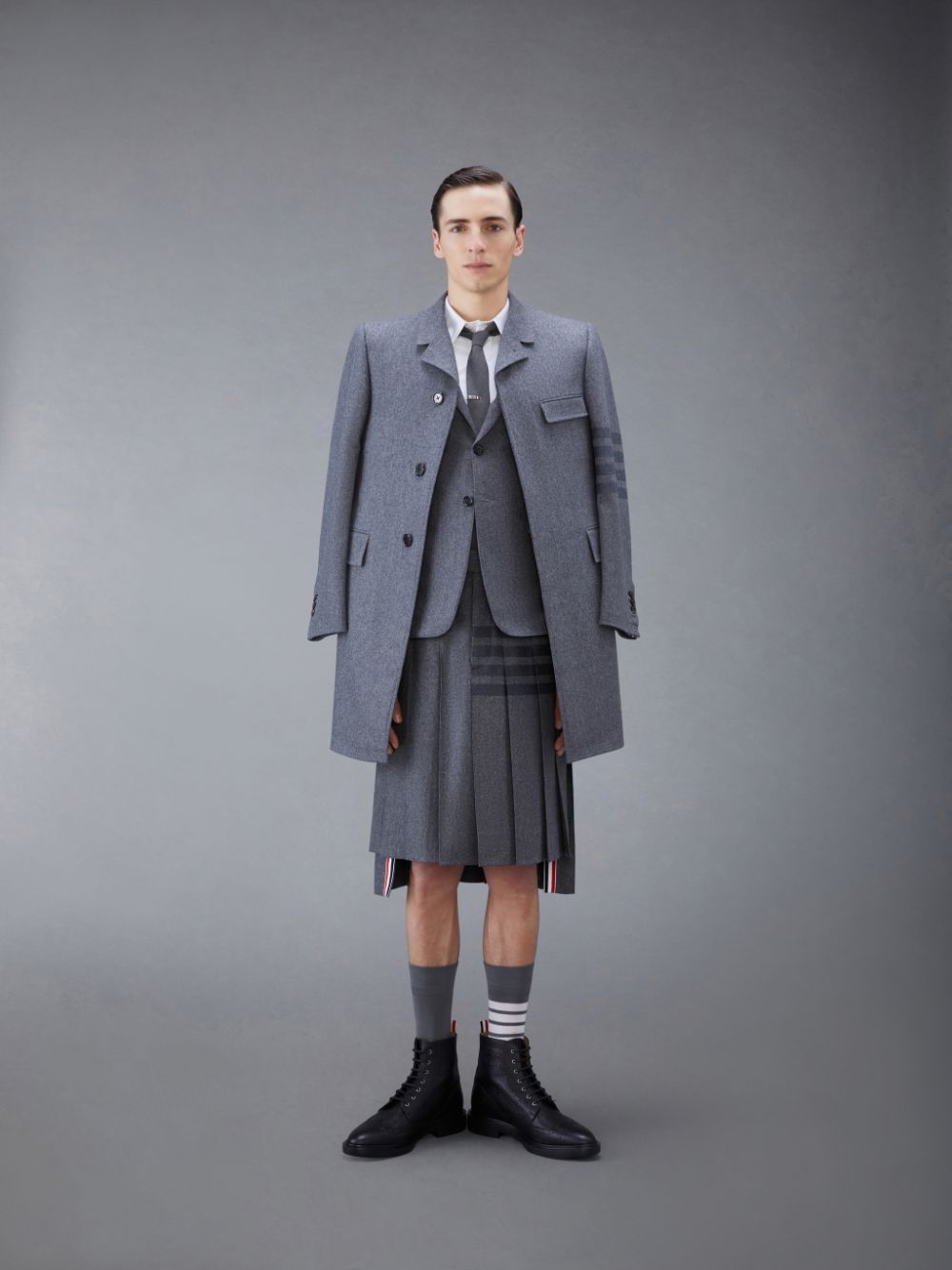 Thom Browne Flannel 4-Bar Knee Length Classic Pleated Men Skirts Grey | HLM70D40197