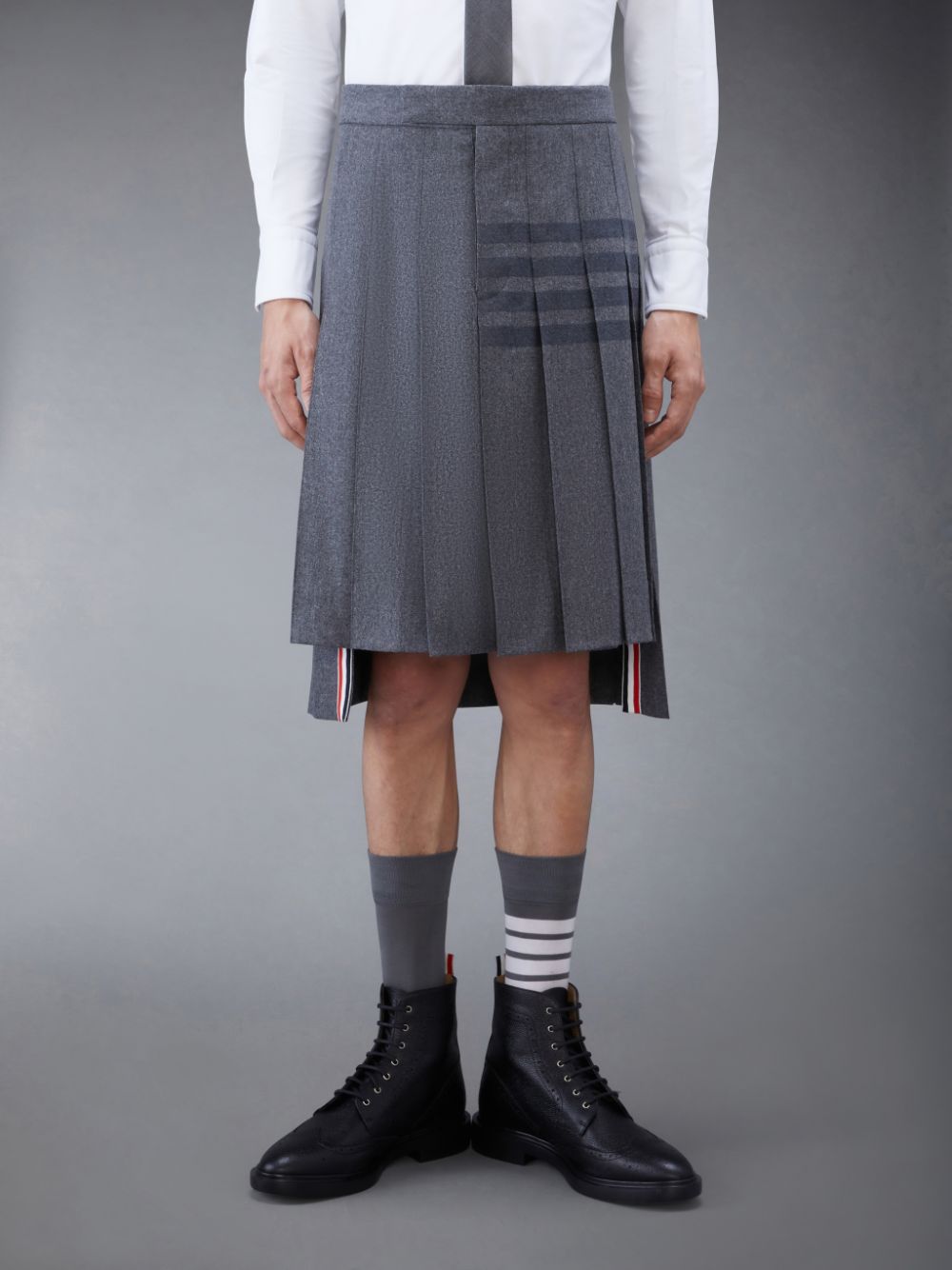 Thom Browne Flannel 4-Bar Knee Length Classic Pleated Men Skirts Grey | HLM70D40197