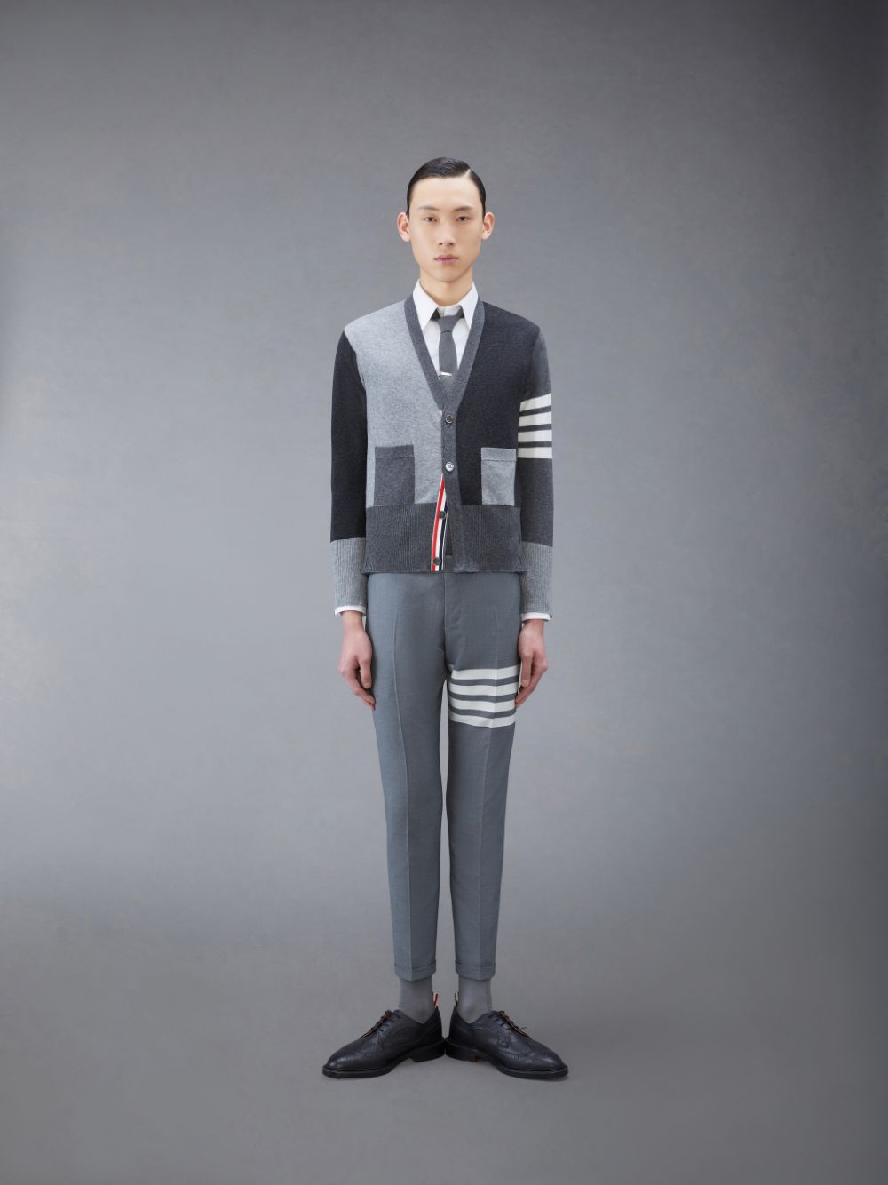 Thom Browne Funmix Cashmere 4-Bar V-Neck Men Cardigan Grey | KWU02L60081