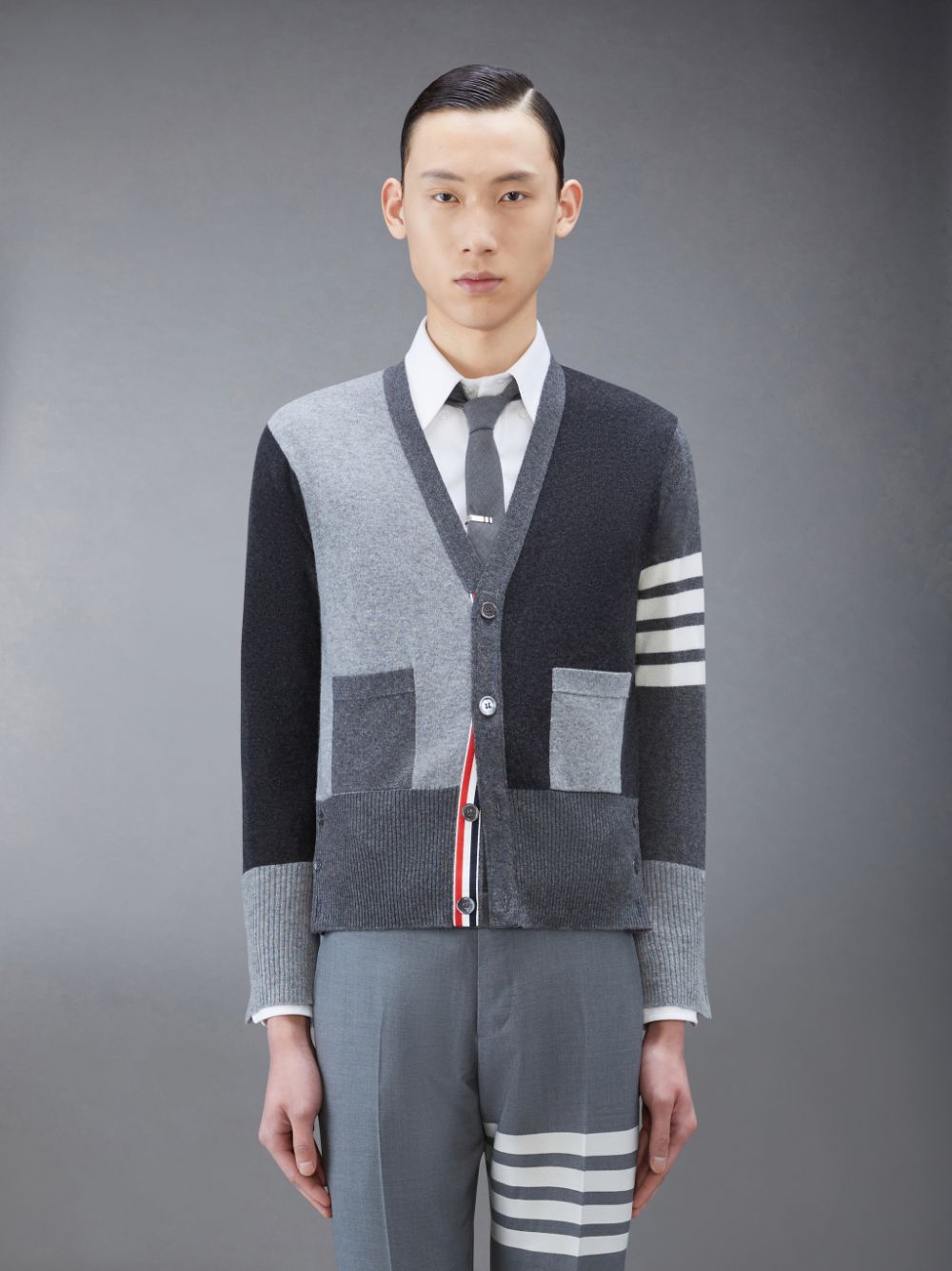 Thom Browne Funmix Cashmere 4-Bar V-Neck Men Cardigan Grey | KWU02L60081