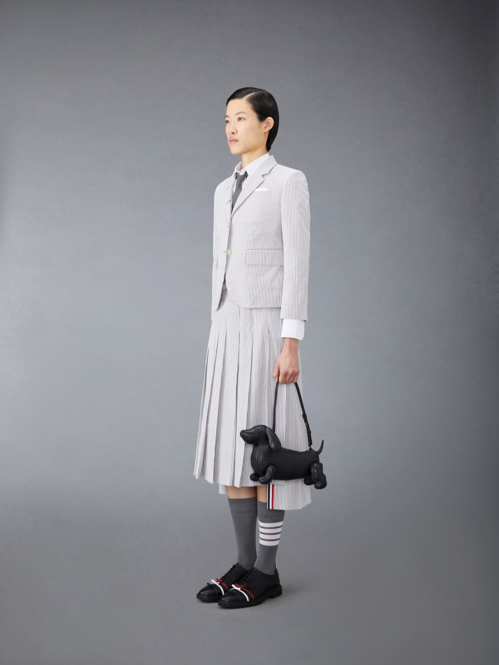 Thom Browne Hectoruette in Pebble Grain Women Tote Bags Black | ZBY77S69892