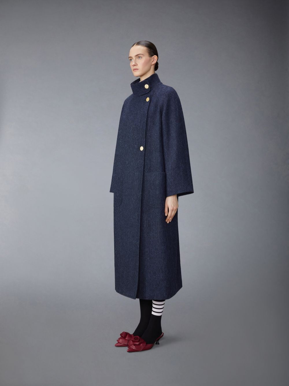 Thom Browne Herringbone Harris Tweed Midi Raglan Funnel Neck Women Coats Blue | GZW85A63780