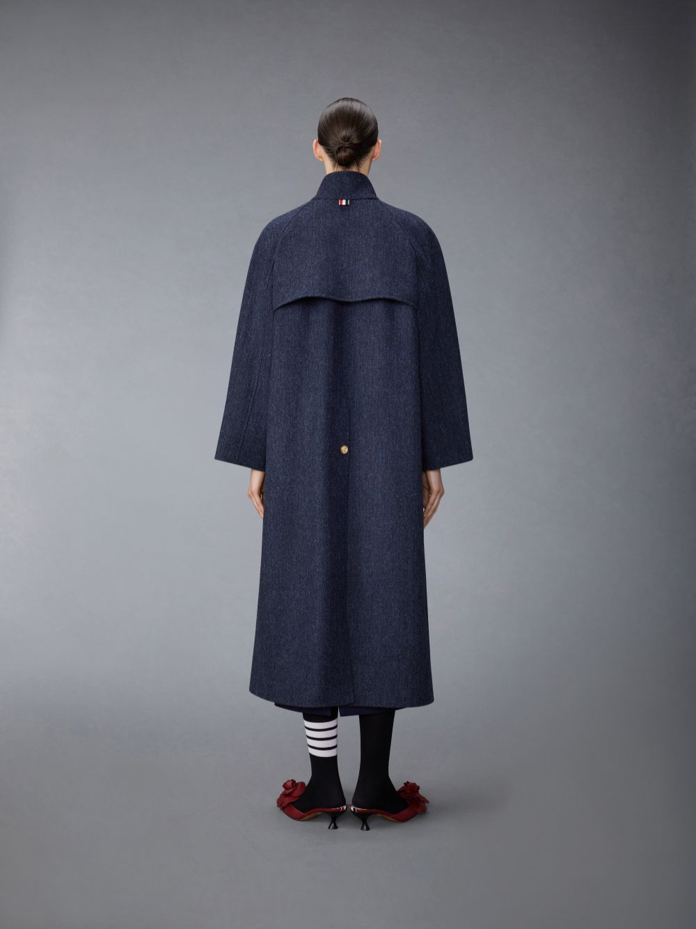 Thom Browne Herringbone Harris Tweed Midi Raglan Funnel Neck Women Coats Blue | GZW85A63780