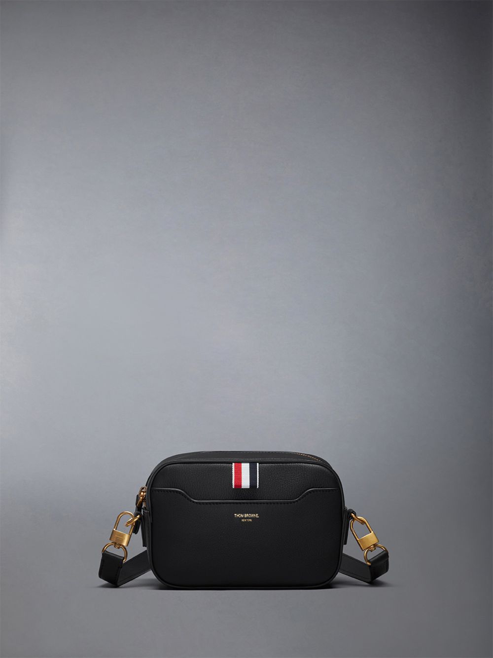 Thom Browne Horizontal Camera in Smooth Calf Men Tool Bags Black | NSA18P73218