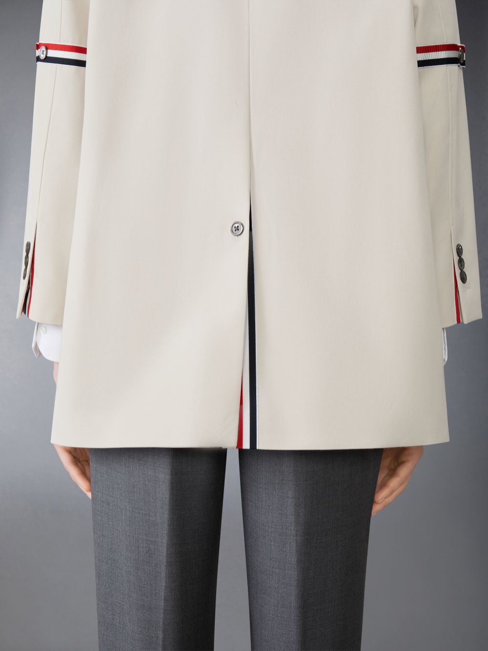 Thom Browne Khaki Waterproof Cotton Twill Striped Armband Cropped Car Women Coats Beige | LAQ65L82048