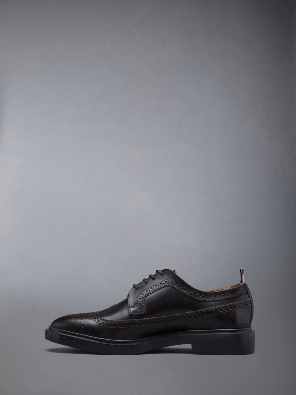 Thom Browne LONGWING W/ LIGHTWEIGHT RUBBER SOLE IN BOX CALF Men Brogue Shoes Brown | YKD32J78204