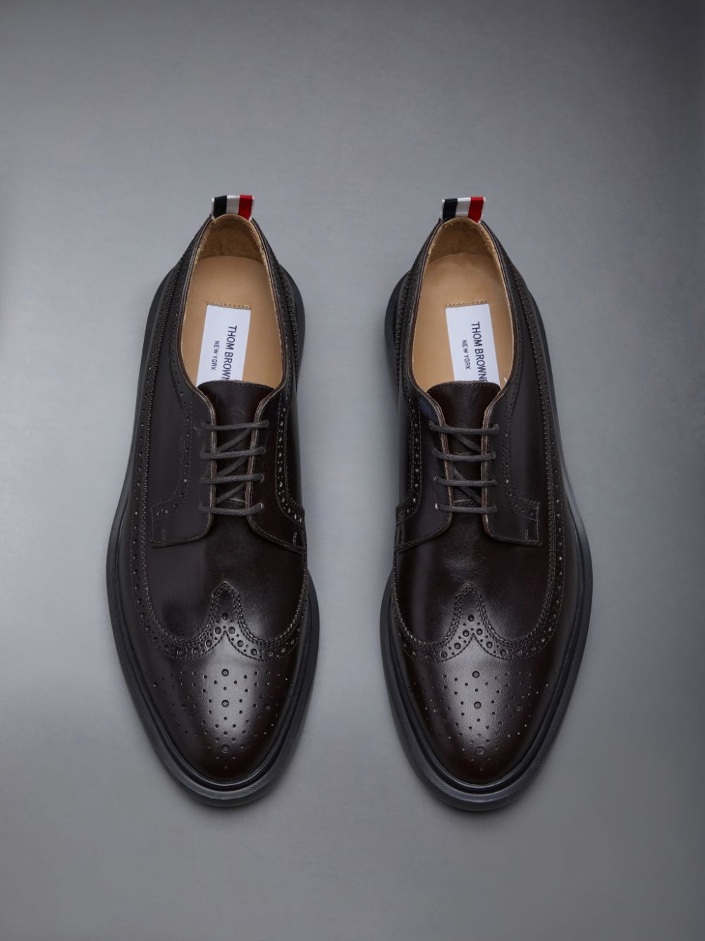 Thom Browne LONGWING W/ LIGHTWEIGHT RUBBER SOLE IN BOX CALF Men Brogue Shoes Brown | YKD32J78204