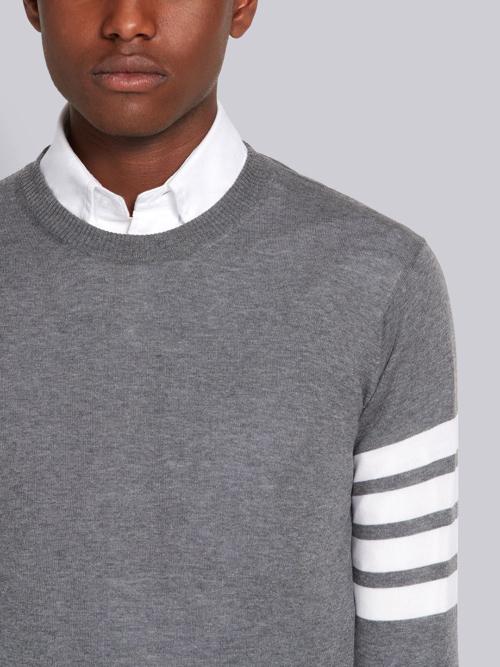 Thom Browne Medium Fine Merino Wool 4-Bar Crew Neck Men Pullover Grey | RUY83H99079