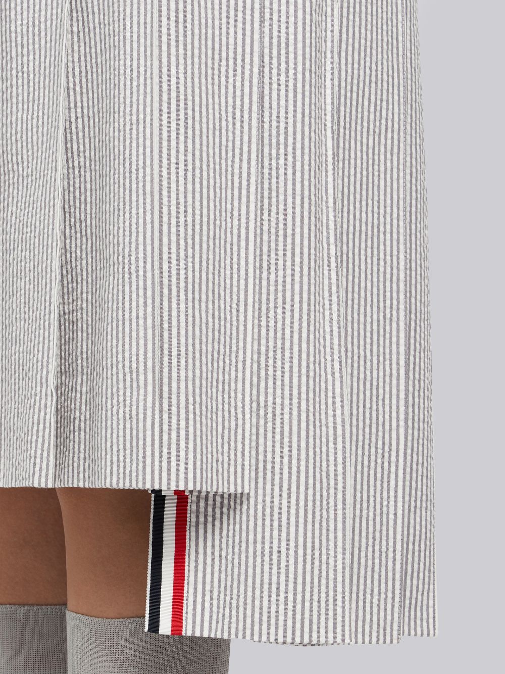 Thom Browne Medium Seersucker Below-the-knee Pleated Women Skirts Grey | WMY34T36930