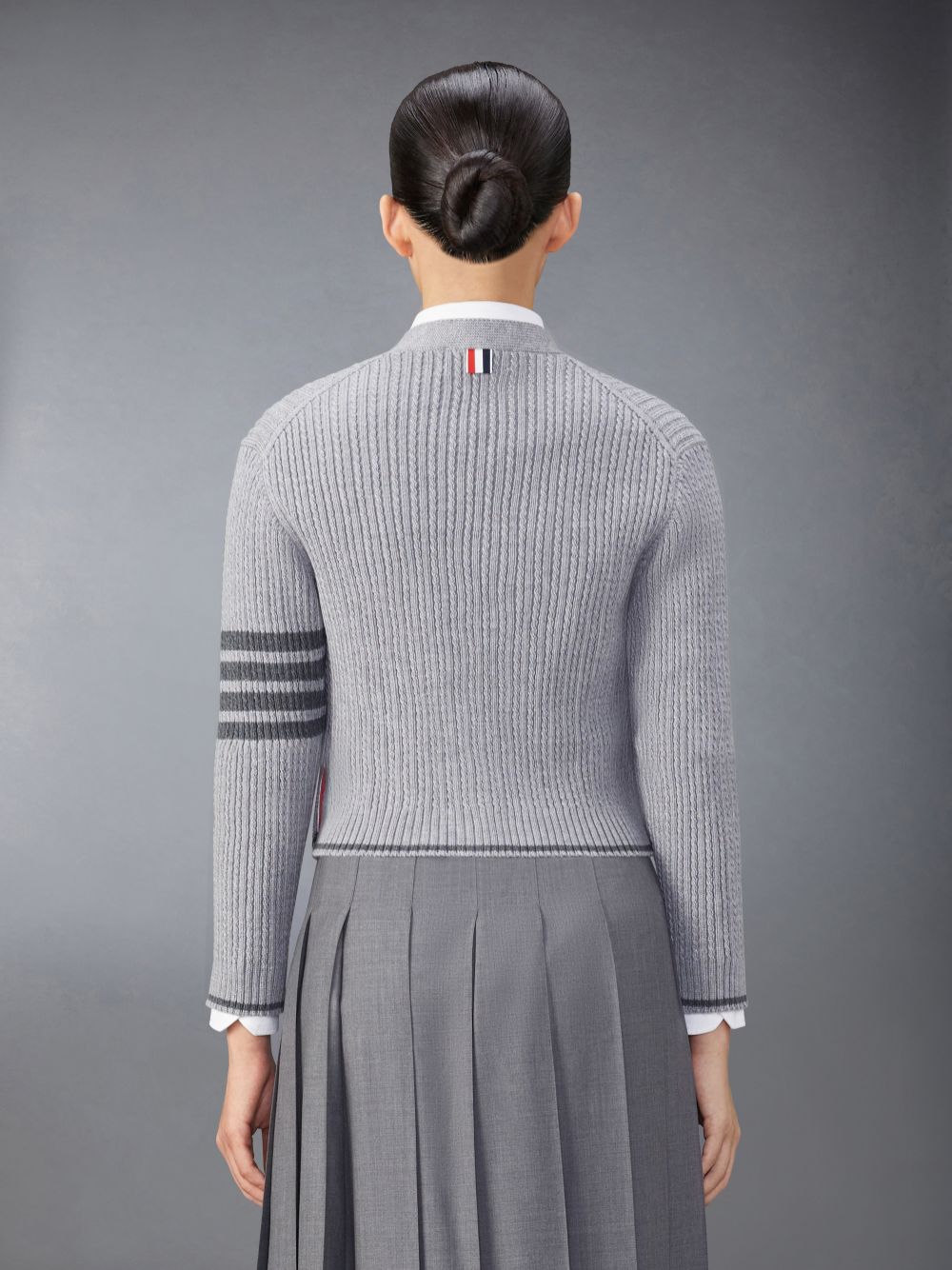 Thom Browne Merino Wool 4-Bar Cropped Women Cardigan Grey | XHW15G55413