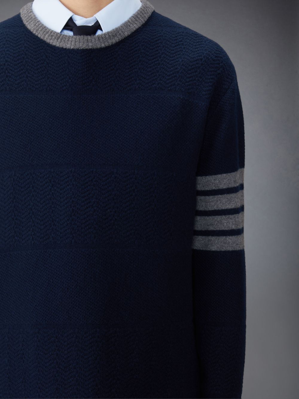 Thom Browne Merino Wool 4-Bar Textured Rugby Stripe Crew Neck Men Pullover Blue | MCU37X14652