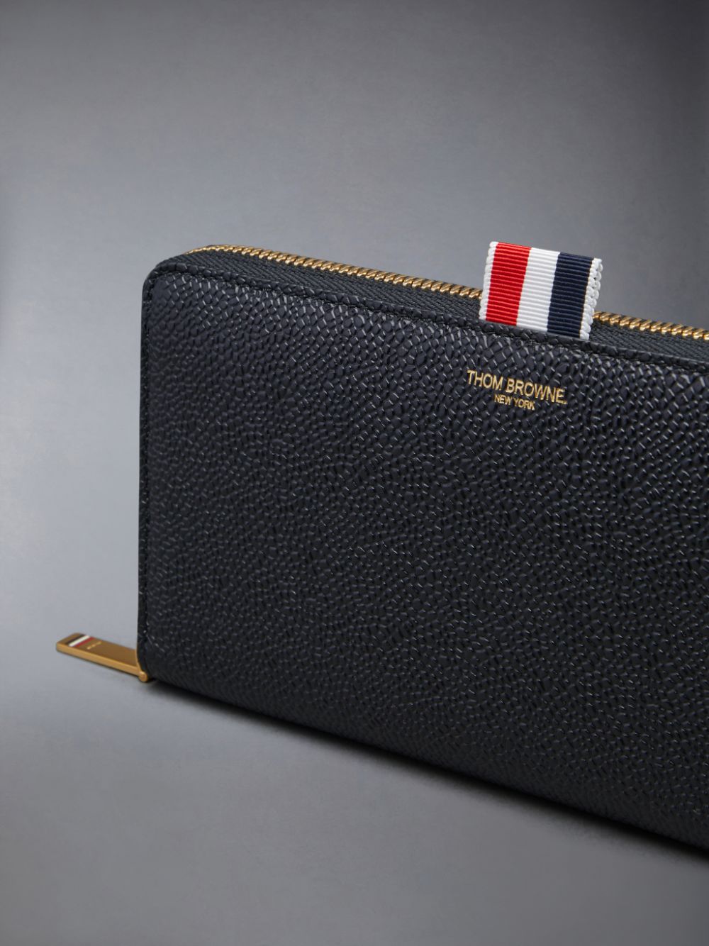 Thom Browne Pebble Grain Leather Slim Long Ziparound Purse Men Wallets Black | WMX60P95503