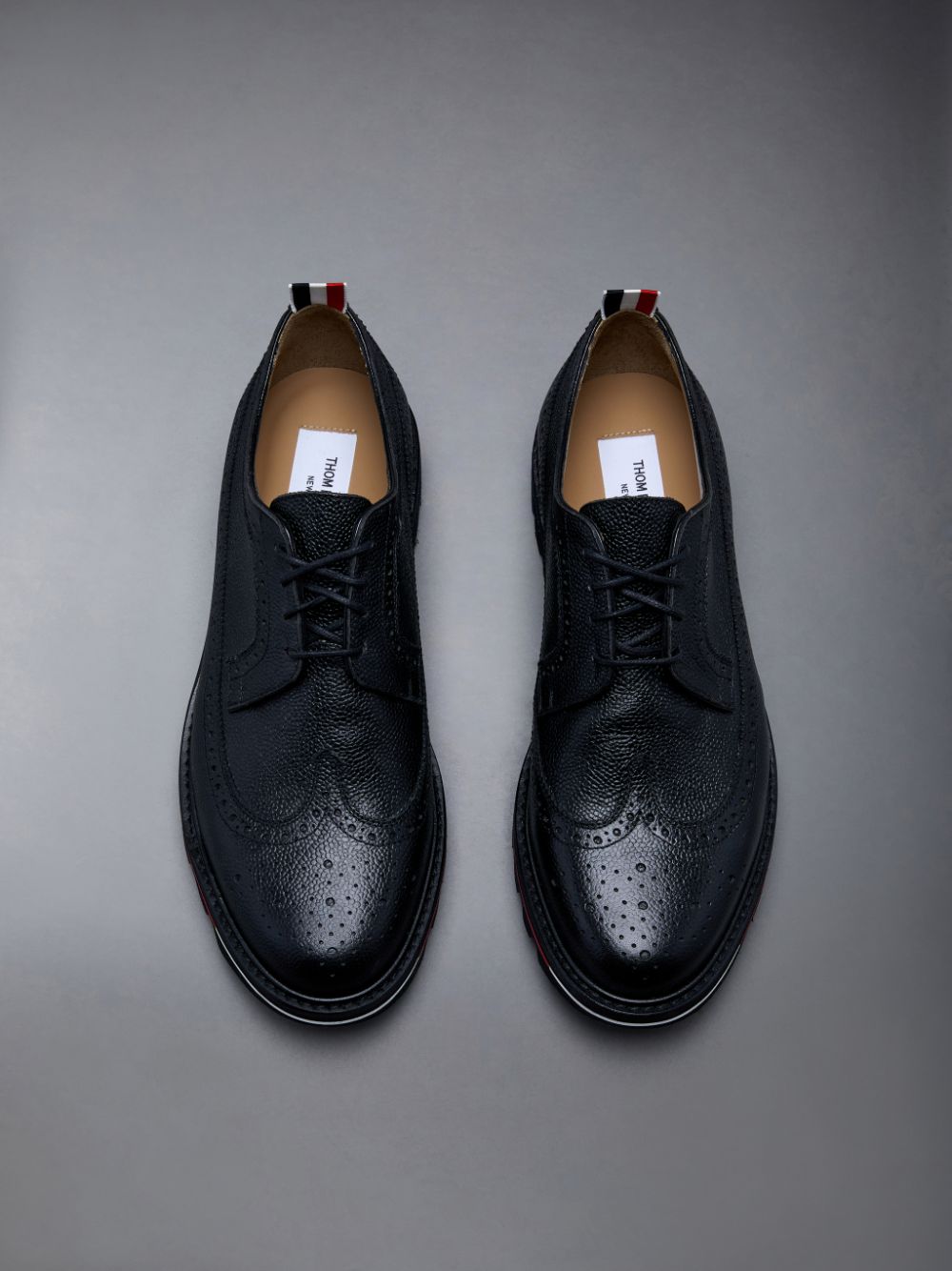 Thom Browne Pebble Grain Leather Tread Sole Longwing Men Brogue Shoes Black | UTF76Q05095