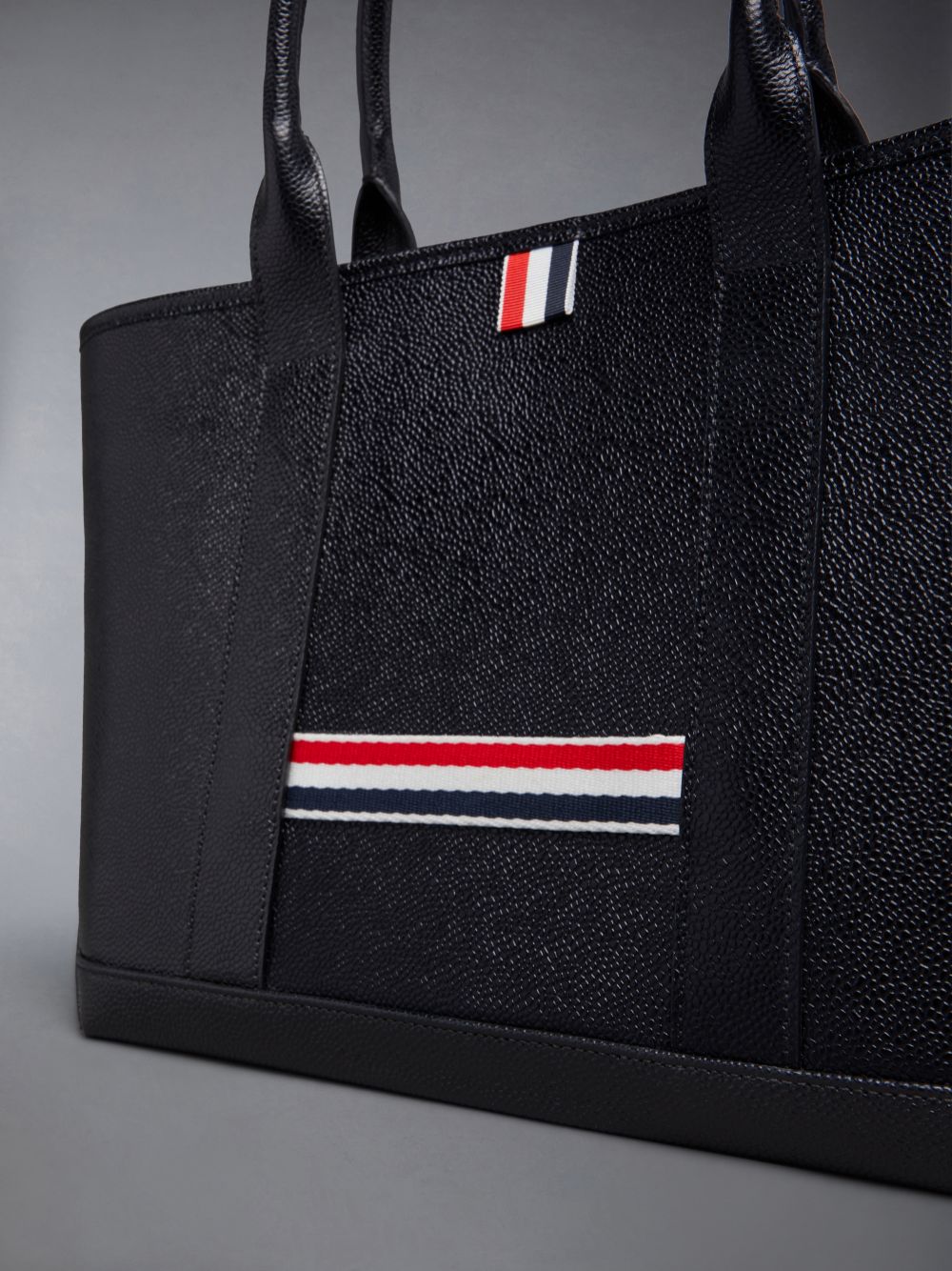 Thom Browne Pebble Grain Small Tool Men Tote Bags Black | FVA81I43491