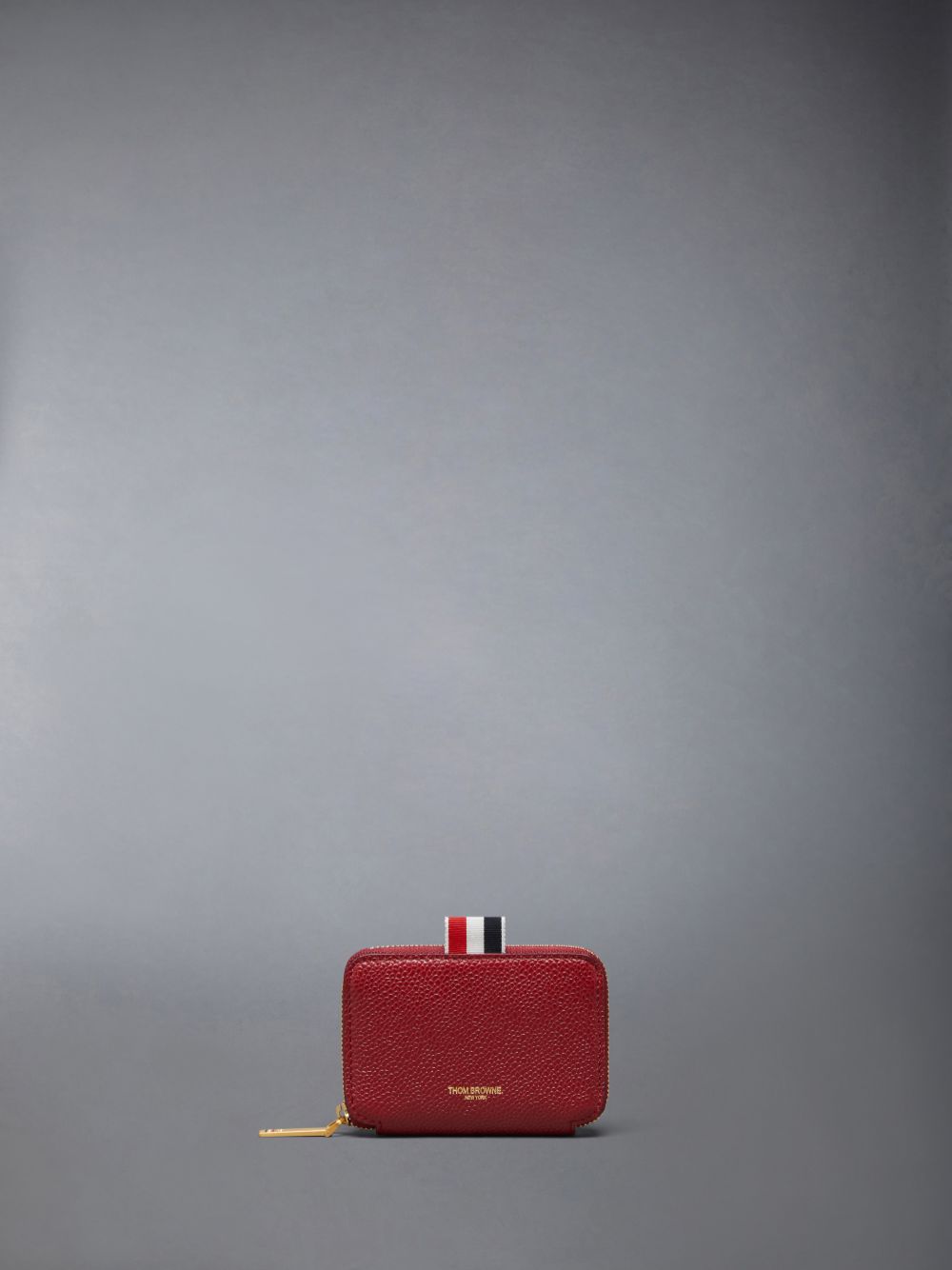 Thom Browne Pebble Grain Zip Around Men Card Case Red | XXF09E88119