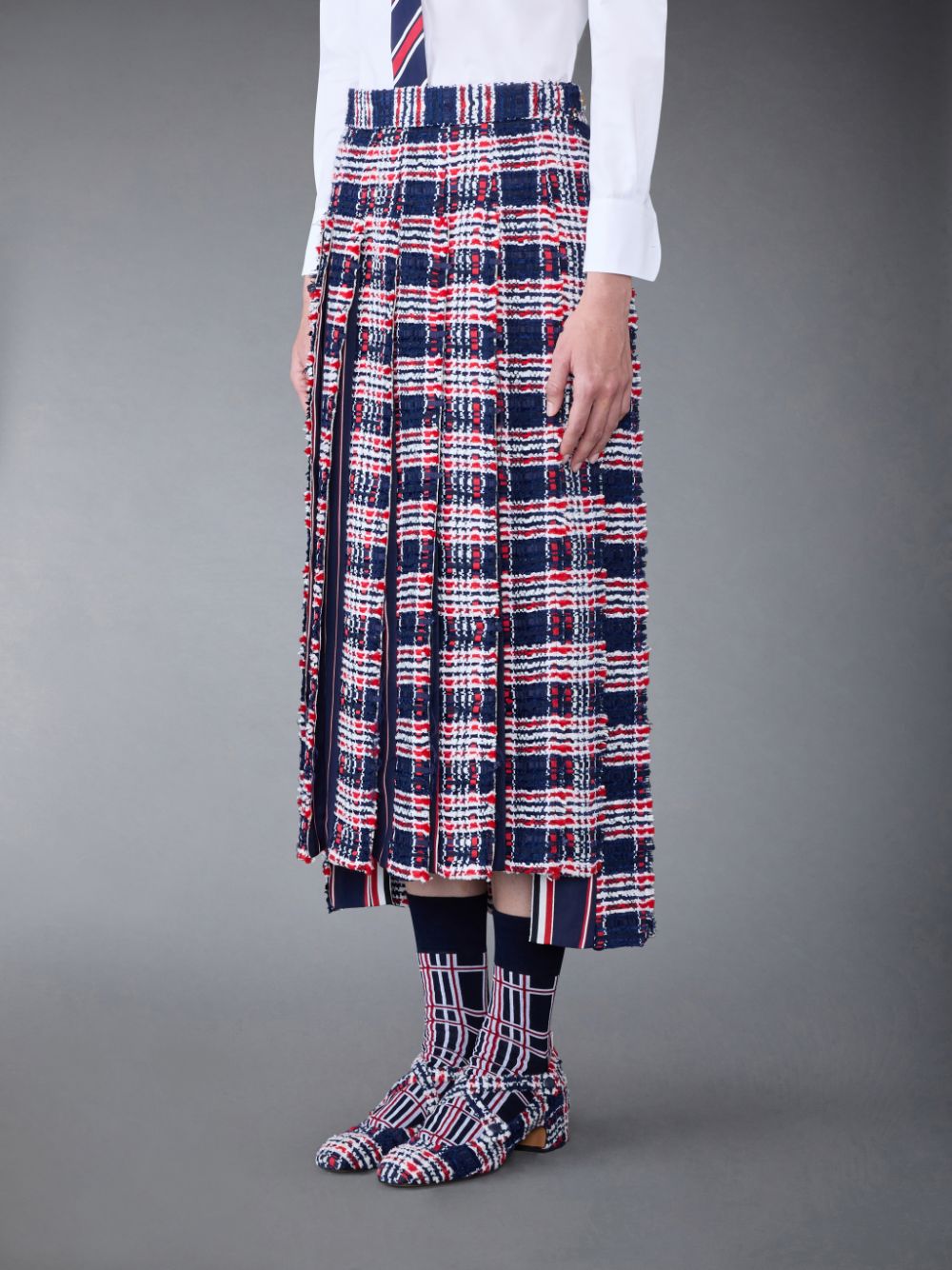 Thom Browne Prince of Wales Check Frayed Chenille Tweed Pleated Women Skirts Blue | EPC73J24463