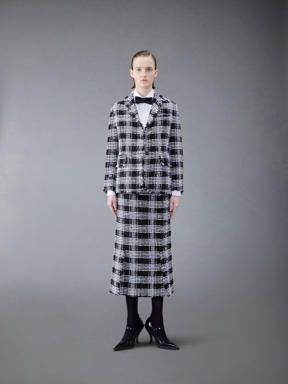 Thom Browne Prince of Wales Chenille Tweed Frayed Classic Sport Women Coats Black | VWG48O77174