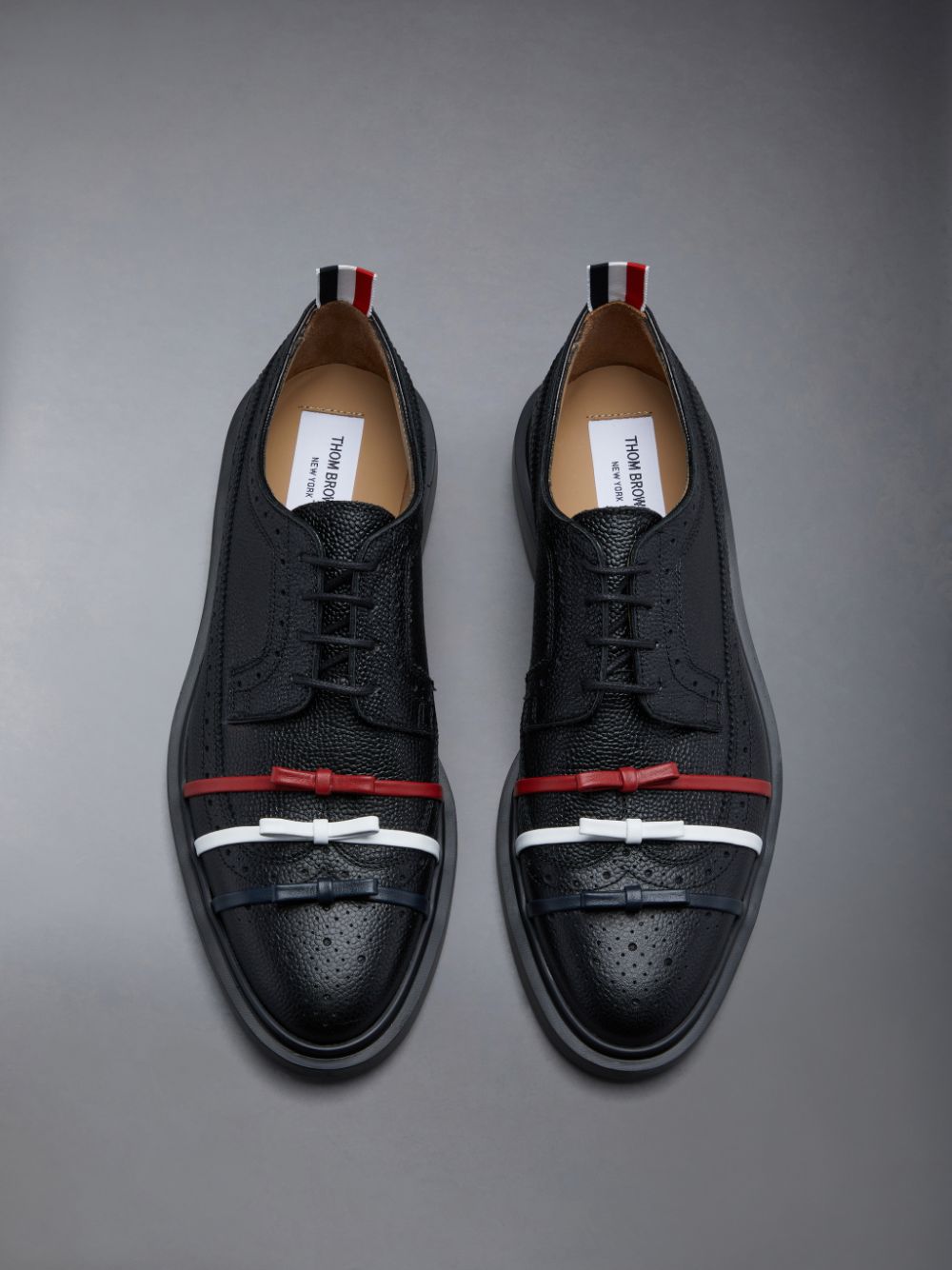 Thom Browne Rubber Sole 3-Bow Longwing Women Brogue Shoes Black | MEG60A39808