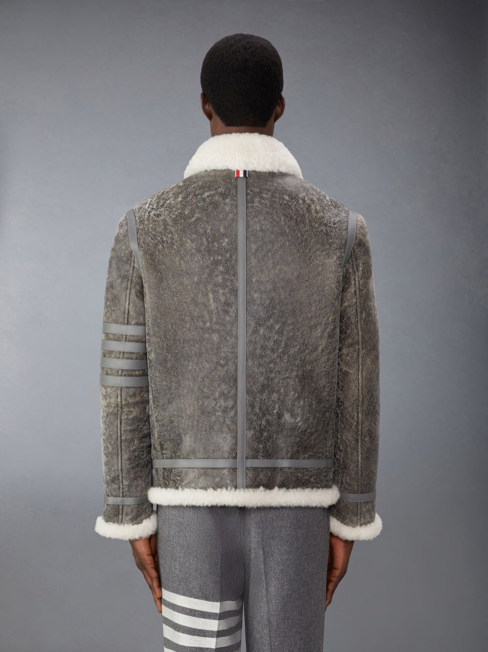 Thom Browne Shearling Cropped Duffle Men Coats Grey | VUO68U11032