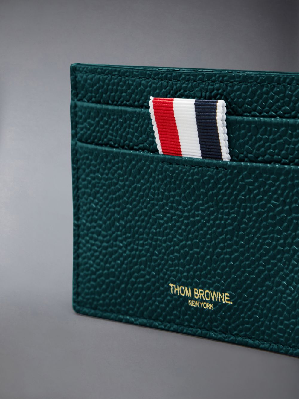 Thom Browne Single W/ Note Compartment in Pebble Grain Leather Women Card Case Green | ABU27U84215