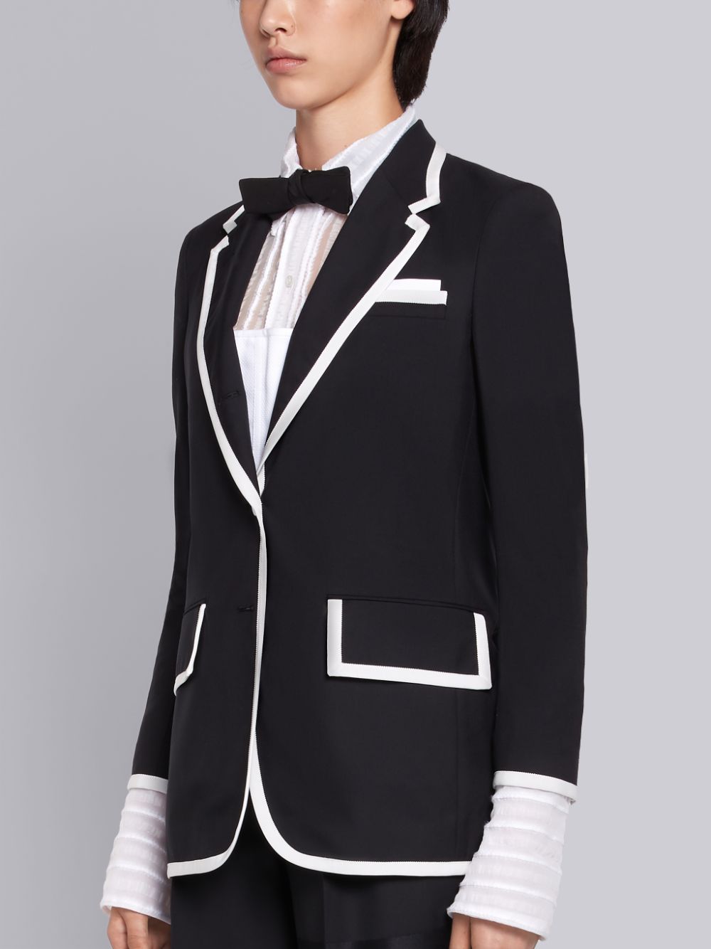 Thom Browne Super 120s Plain Weave Wide Lapel Women Jackets Black | IWE20T75893