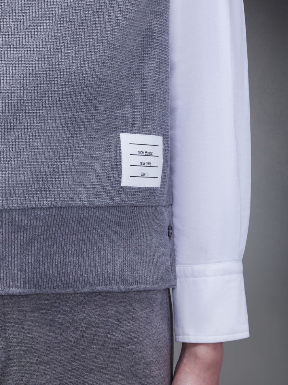 Thom Browne Textured Cotton V-Neck Men Vest Grey | QFX39S86493