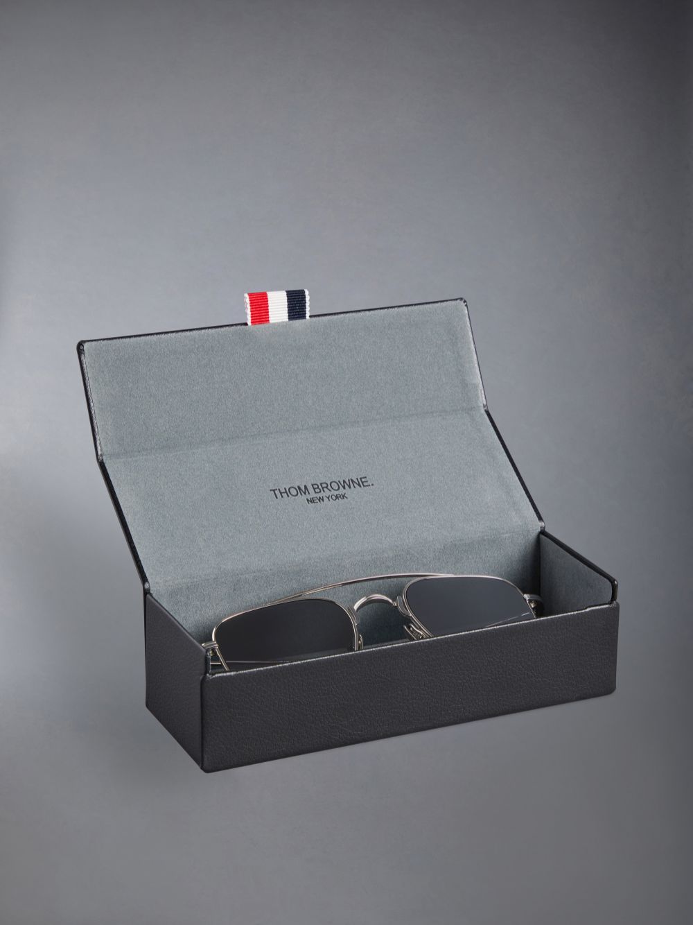 Thom Browne Titanium Square Aviator Men Sunglasses Grey | XOM27F51998