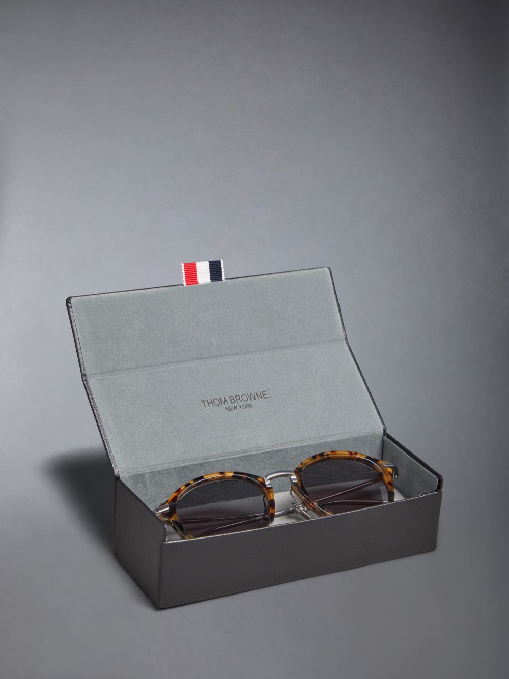 Thom Browne Tortoise Acetate And Titanium Round Women Sunglasses Brown | ZAC15S12615