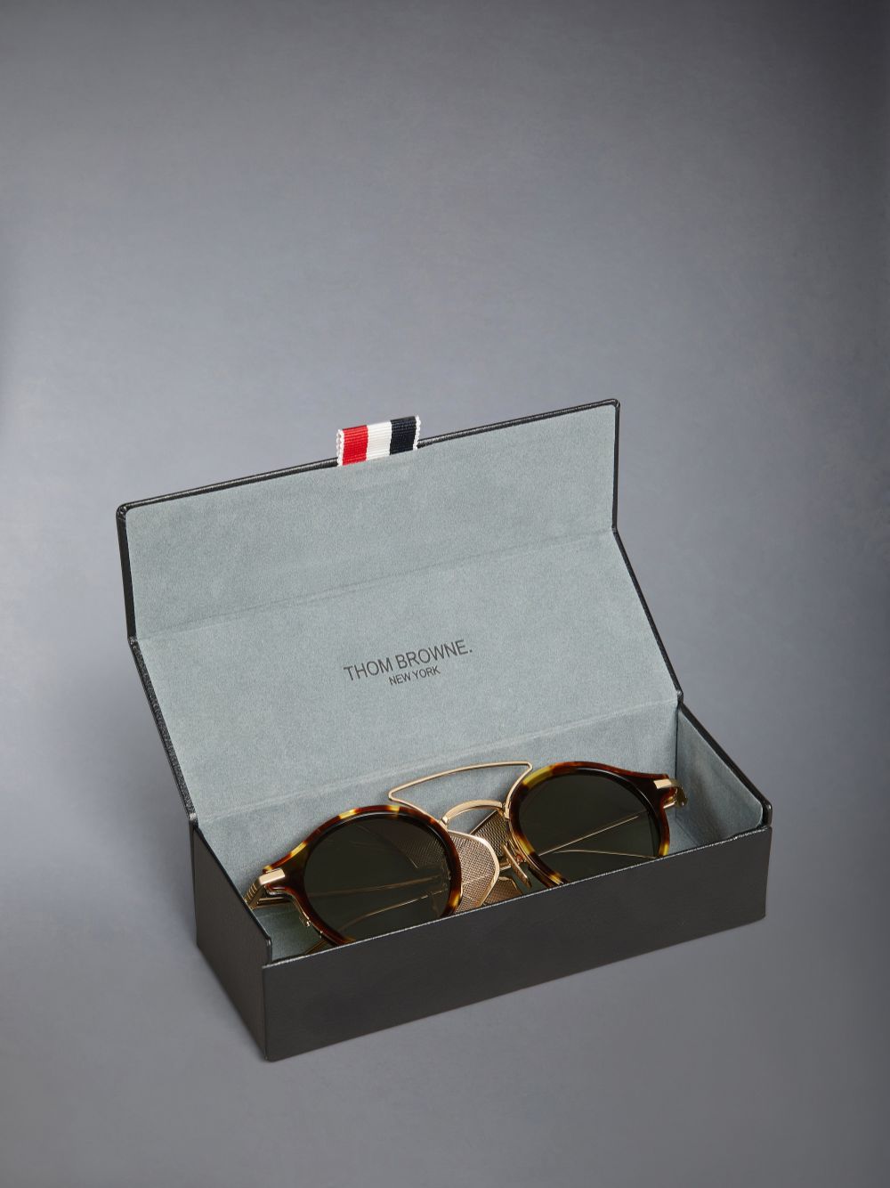 Thom Browne Tortoise Acetate And Titanium Round W/ Side Shields Men Sunglasses Brown | KTE52F79108